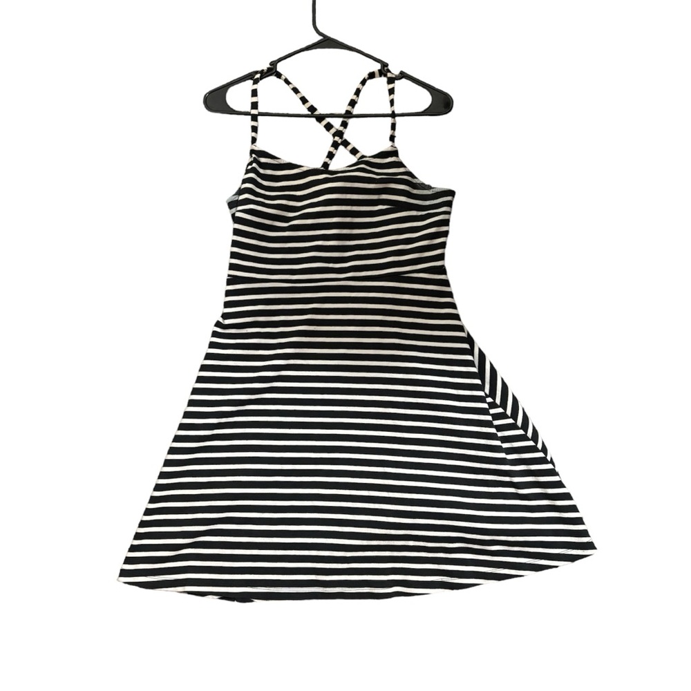Women’s Old Navy Black&White Striped Dress Size M